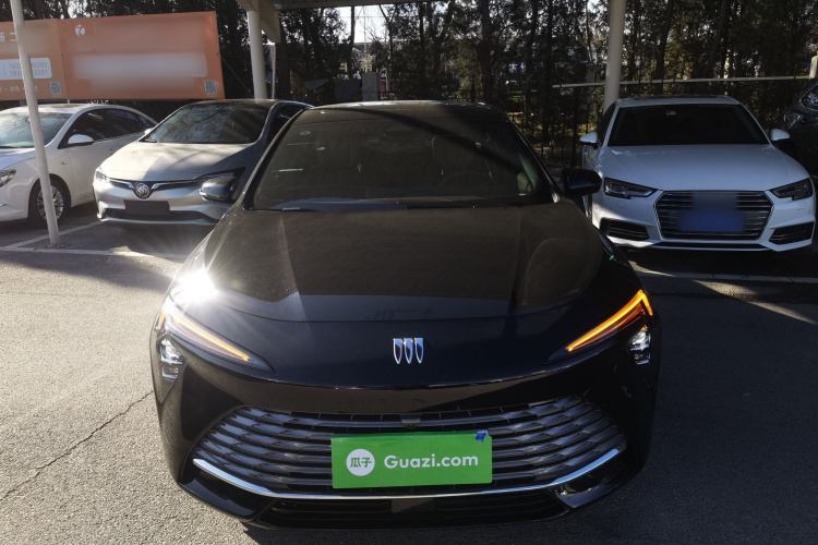 别克 君越 2023款 28T 越尊版车身外观2