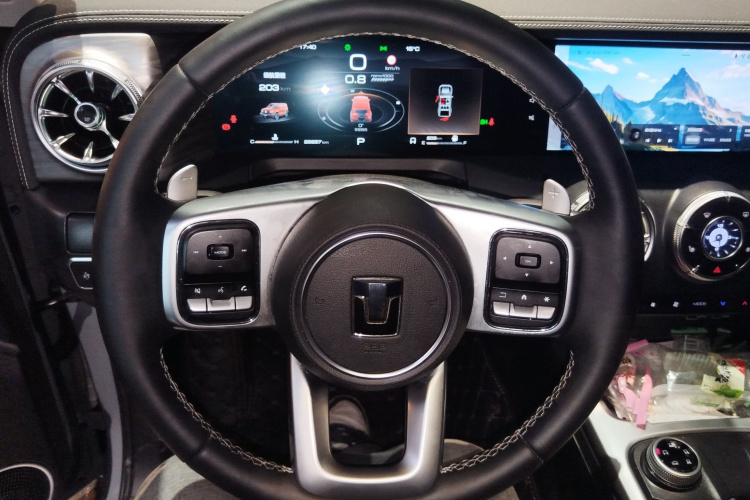 坦克300 2024款 2.0T 征服者中控内饰13