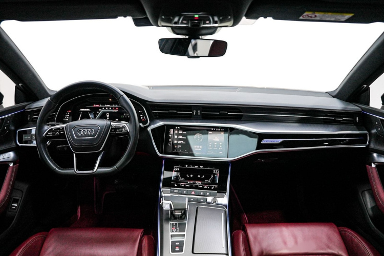 奥迪A7L 2024款 45 TFSI quattro 黑武士版中控内饰7002