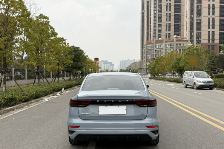 吉利汽车 帝豪 2023款 第4代冠军版 1.5L CVT豪华型车身外观6008