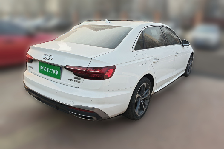 奥迪A4L 2020款 40 TFSI 时尚动感型车身外观7