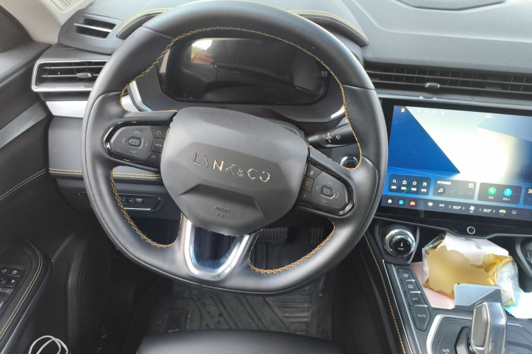 领克01 2023款 2.0TD 两驱亚运版中控内饰13