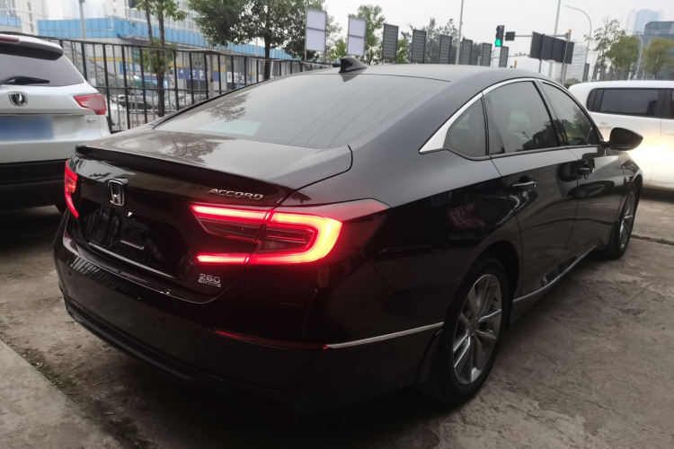 本田 雅阁 2022款 260TURBO 舒适版车身外观7