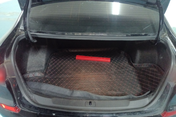 雪佛兰 科鲁泽 2022款 320 自动悦享天窗版局部细节23