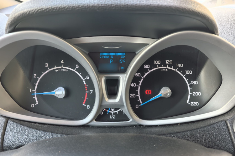 福特 翼搏 2013款 1.5L 自动尊贵型局部细节14