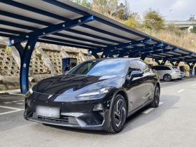 深蓝汽车 深蓝L07 2025款 530Ultra乾崑智驾ADS SE纯电版