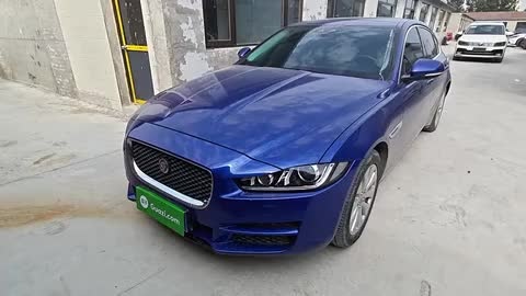 捷豹XEL 2019款 2.0T 200PS 精英版实拍1