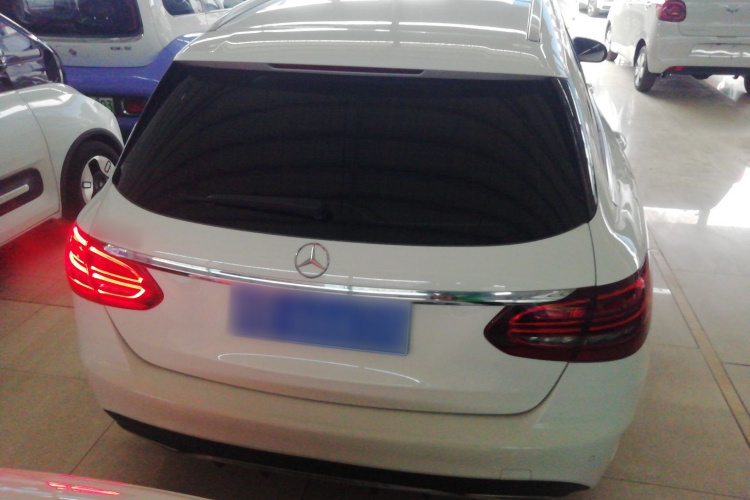 奔驰C级(进口) 2020款 C 260 旅行轿车车身外观6