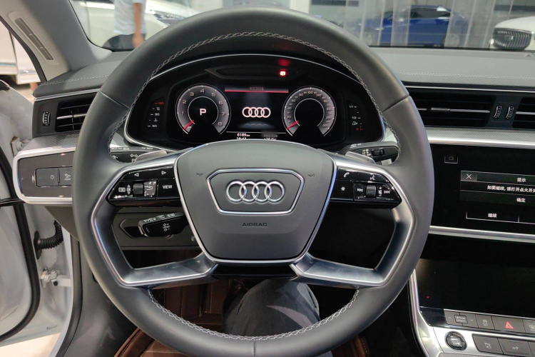 奥迪A7L 2024款 45TFSI quattro S-line 见远型 流晶套装局部细节13