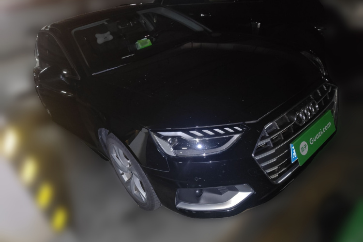 奥迪A4L 2020款 40 TFSI 豪华致雅型车身外观3
