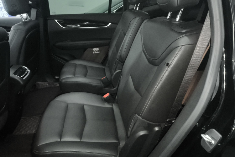 凯迪拉克XT6 2022款 2.0T 六座两驱豪华型中控内饰21