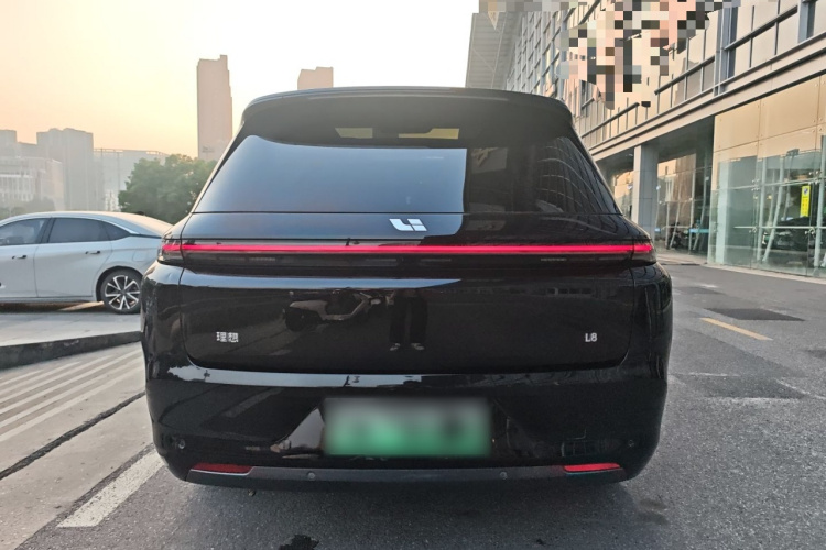 理想汽车 理想L8 2023款 Pro车身外观6004