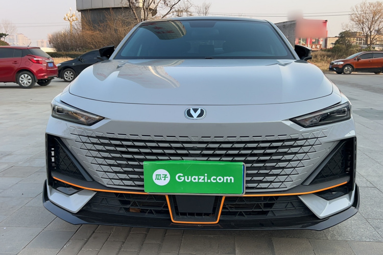 长安UNI-V 2022款 1.5T 运动版车身外观6003