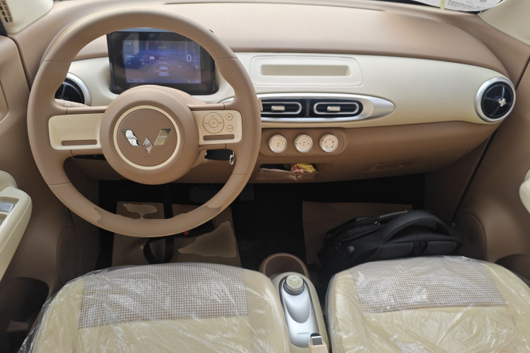 五菱汽车 宏光MINIEV 2025款 四门版 进阶款中控内饰7002