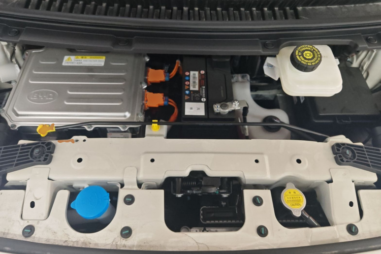 比亚迪 海鸥 2025款 305km 自由版机舱底盘24