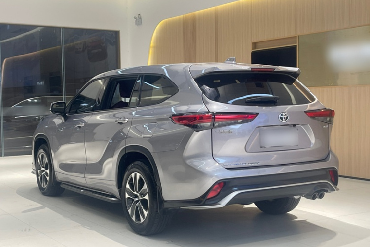 丰田 皇冠陆放 2021款  2.5L HEV两驱精英版车身外观6006