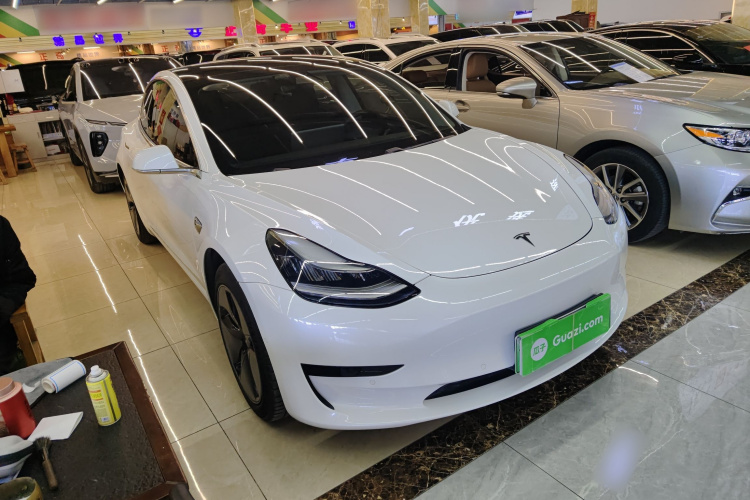 特斯拉 Model 3(进口) 2019款 标准续航后驱升级版(60度)车身外观3