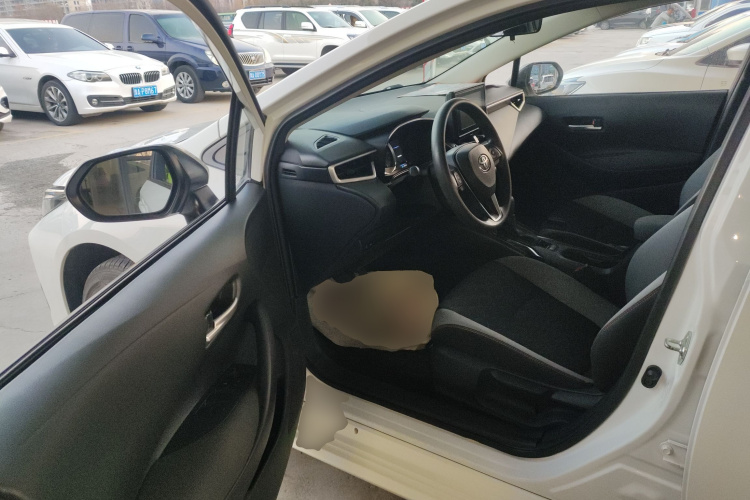 丰田 卡罗拉 2023款 1.2T 先锋版中控内饰20