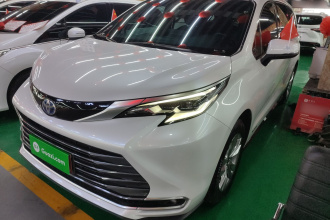 丰田 赛那SIENNA 2021款 2.5L混动 至尊版