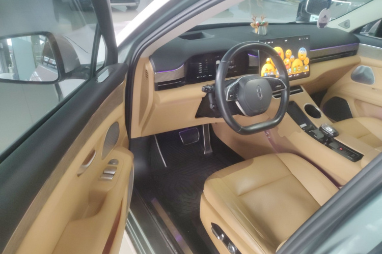 鸿蒙智行 问界M5 2022款 增程后驱标准版中控内饰20