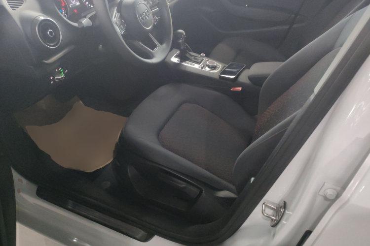 奥迪A3 2020款 改款 Limousine 35 TFSI 进取型 国VI局部细节19