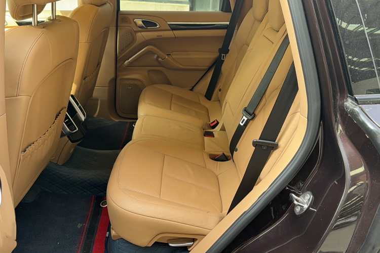 保时捷 2011款 Cayenne 3.0T中控内饰7001