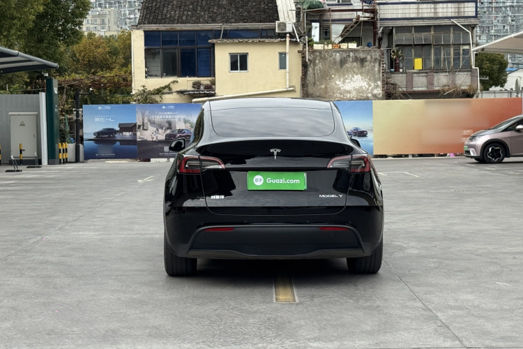 特斯拉 Model Y 2022款 改款 后轮驱动版车身外观6001