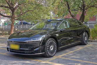 鸿蒙智行 享界S9 2025款 增程 Ultra