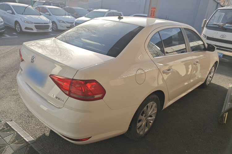 大众 朗逸 2017款 1.6L 手动舒适版车身外观7