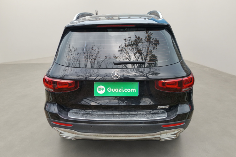 奔驰GLB 2021款 GLB 200 动感型车身外观6