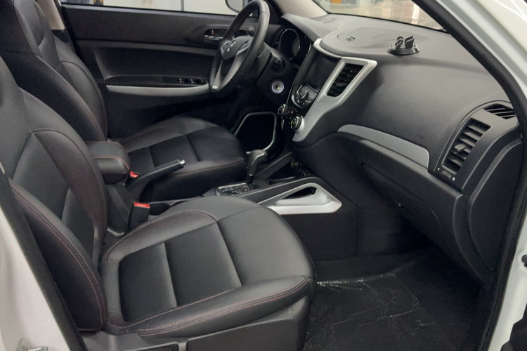 长安CS35 2016款 1.6L 自动豪华型 国V中控内饰7009