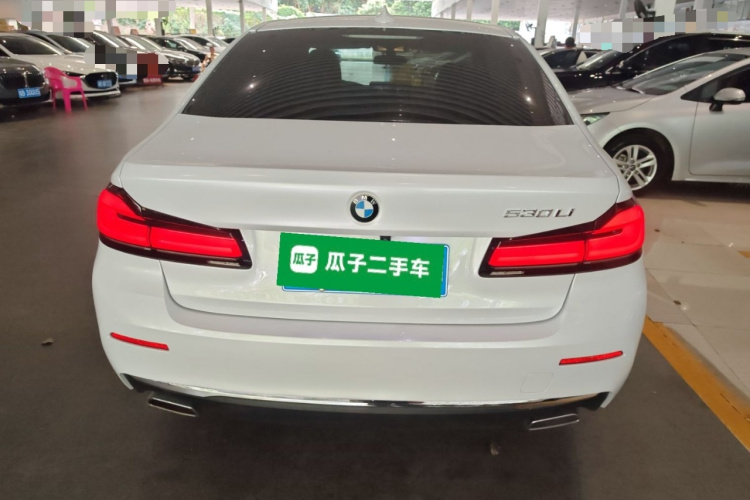 宝马5系 2021款 530Li 领先型 豪华套装车身外观6