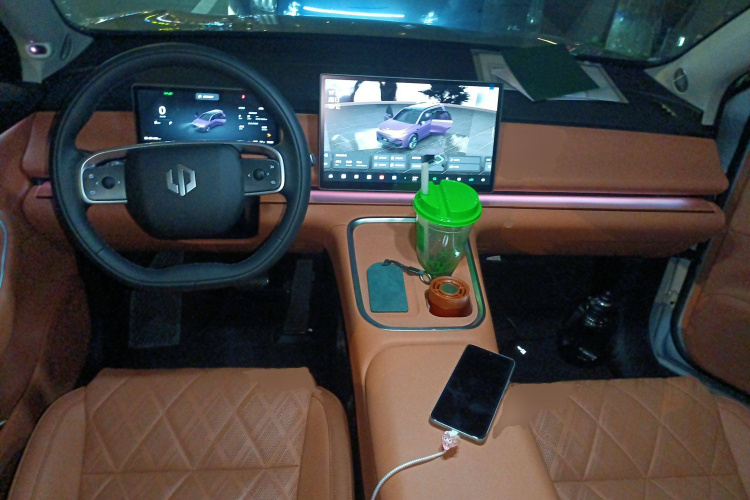 零跑汽车 零跑C16 2026款 纯电 630激光雷达智尊版 5座中控内饰12