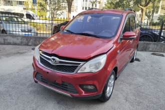 北汽幻速H2 2015款 1.5L AMT尊贵型BJ415C