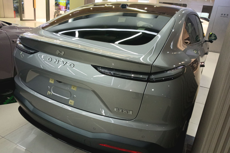 乐道L60 2024款 60kWh 后驱版车身外观7