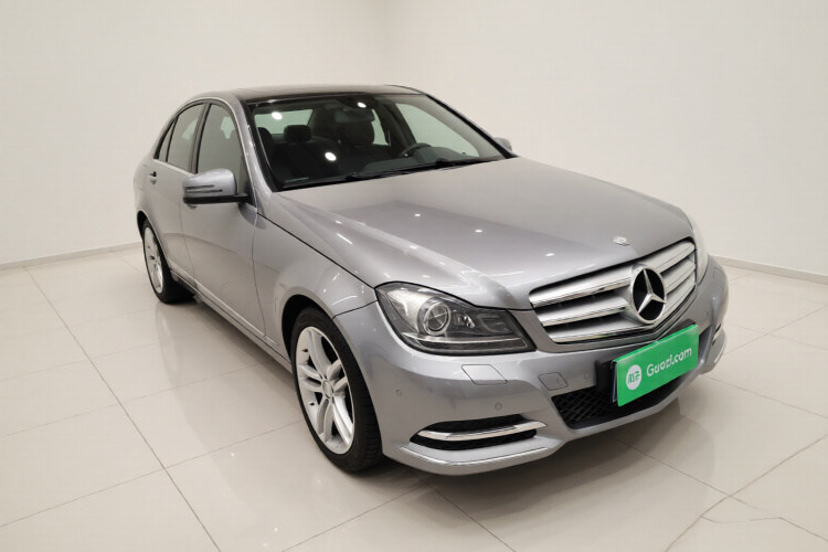 奔驰C级 2013款 C 260 CGI 时尚型车身外观3