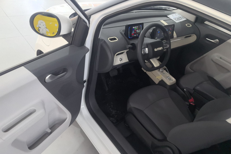 长安启源 长安Lumin 2022款 210km 香甜款中控内饰7003