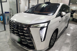 广汽传祺 传祺向往M8 2025款 乾崑系列 Ultra 头等舱