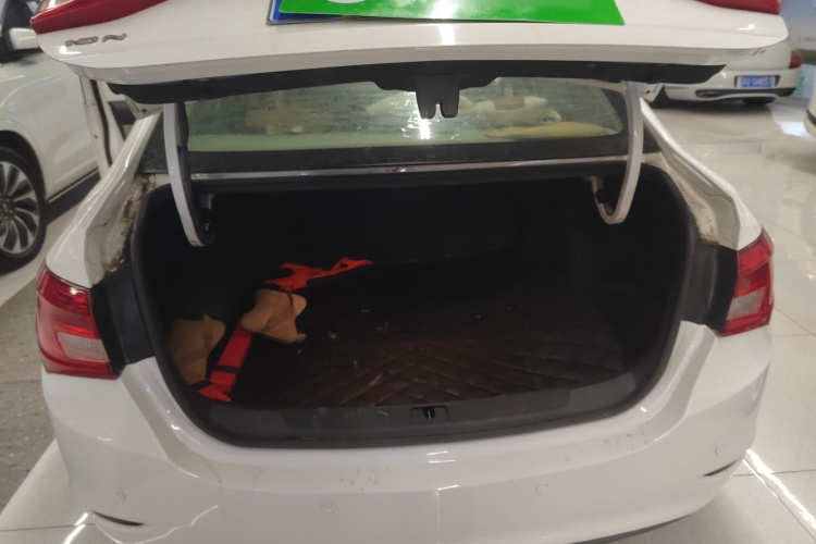 别克 英朗 2015款 15N 自动进取型局部细节23