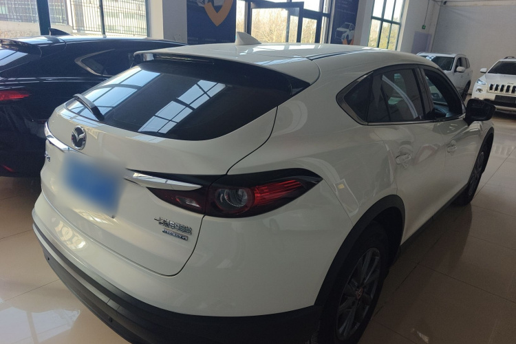 马自达CX-4 2020款 2.0L 自动两驱蓝天活力版车身外观7