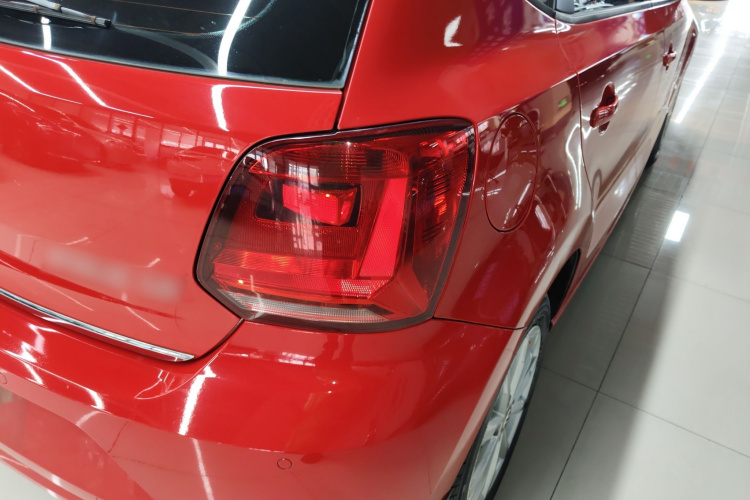 大众 Polo 2014款 1.6L 自动豪华版车身外观9