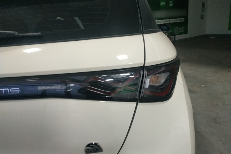 比亚迪 海豚 2023款 420km 时尚版车身外观6006