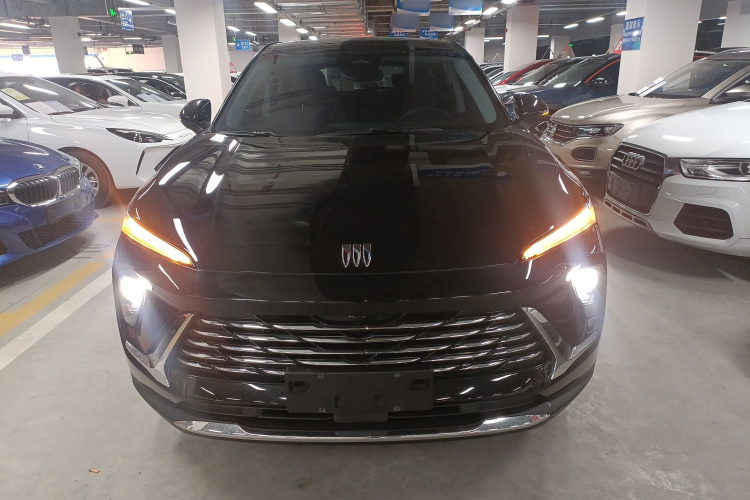 别克 昂科威 2025款 25T 进享白金版车身外观2