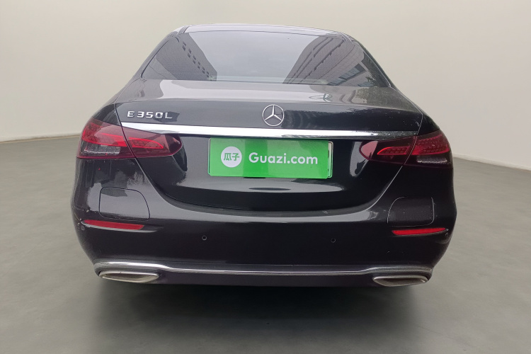 奔驰E级新能源 2022款 改款 E 350 e L 插电式混合动力轿车车身外观6