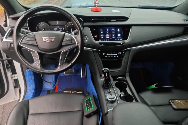 凯迪拉克XT5 2022款 2.0T 四驱豪华型（蜂鸟版）中控内饰12