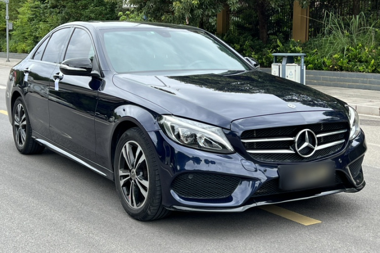 奔驰C级 2018款 C 200 运动版车身外观6002