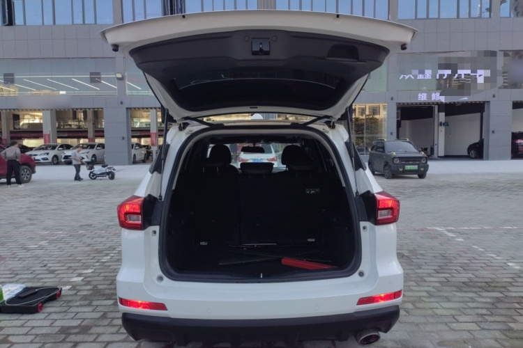 哈弗M6 2017款 1.5T 自动两驱精英型机舱底盘23