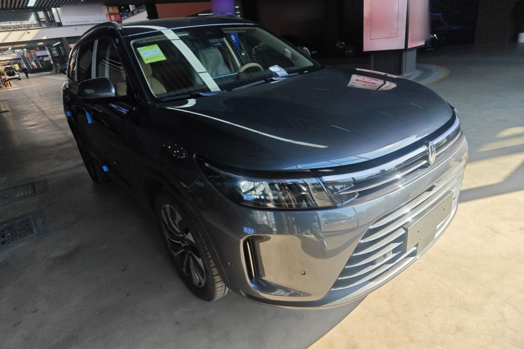 鸿蒙智行 问界M7 2024款 1.5T 后驱Plus版 5座车身外观3