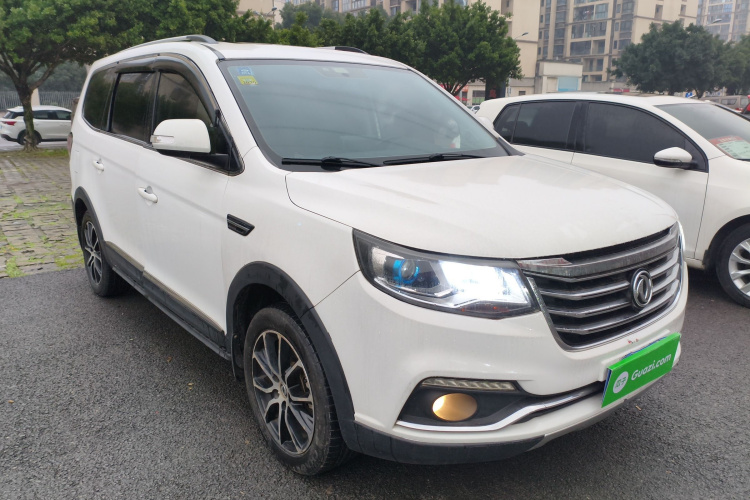 东风风行 风行SX6 2018款 1.6L CVT豪华型车身外观3