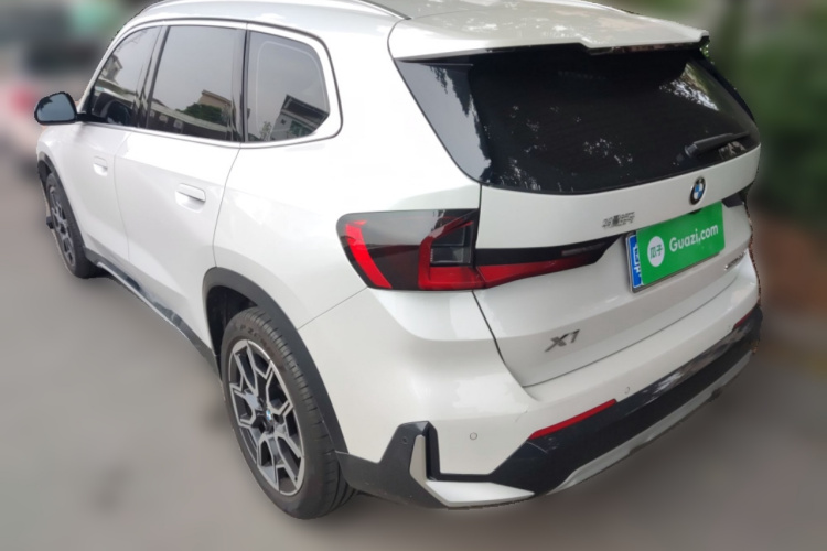 宝马X1 2023款 sDrive25Li X设计套装车身外观6003